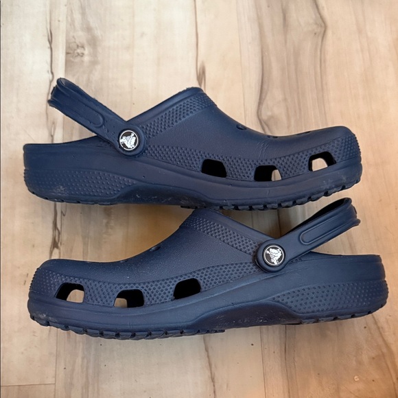 CROCS Classic Navy Blue Clogs - Picture 6 of 7